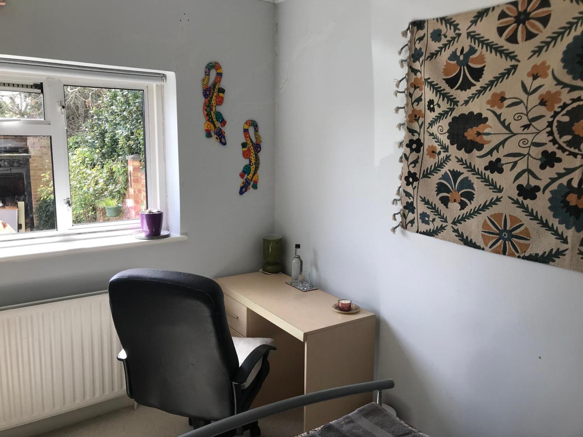 Cozy Double Bedroom In Stunning Bungalow On River Thames - Near Thorpe Park/Royal Holloway University/20Mins From Heathrow ستينس المظهر الخارجي الصورة